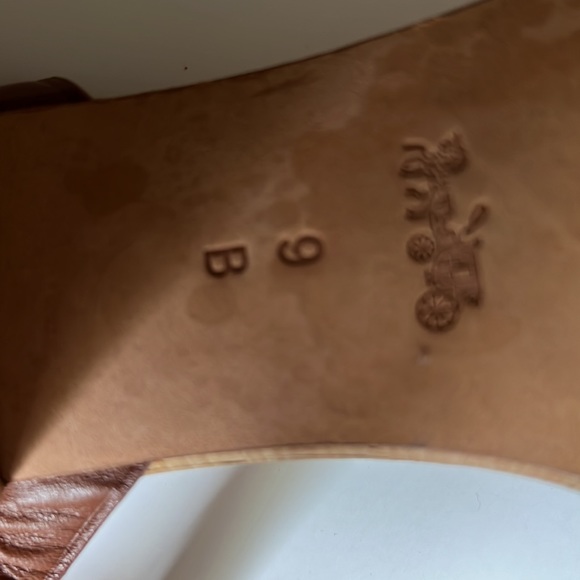 Coach Red Leather Sandals Size 9 B - Picture 7 of 8